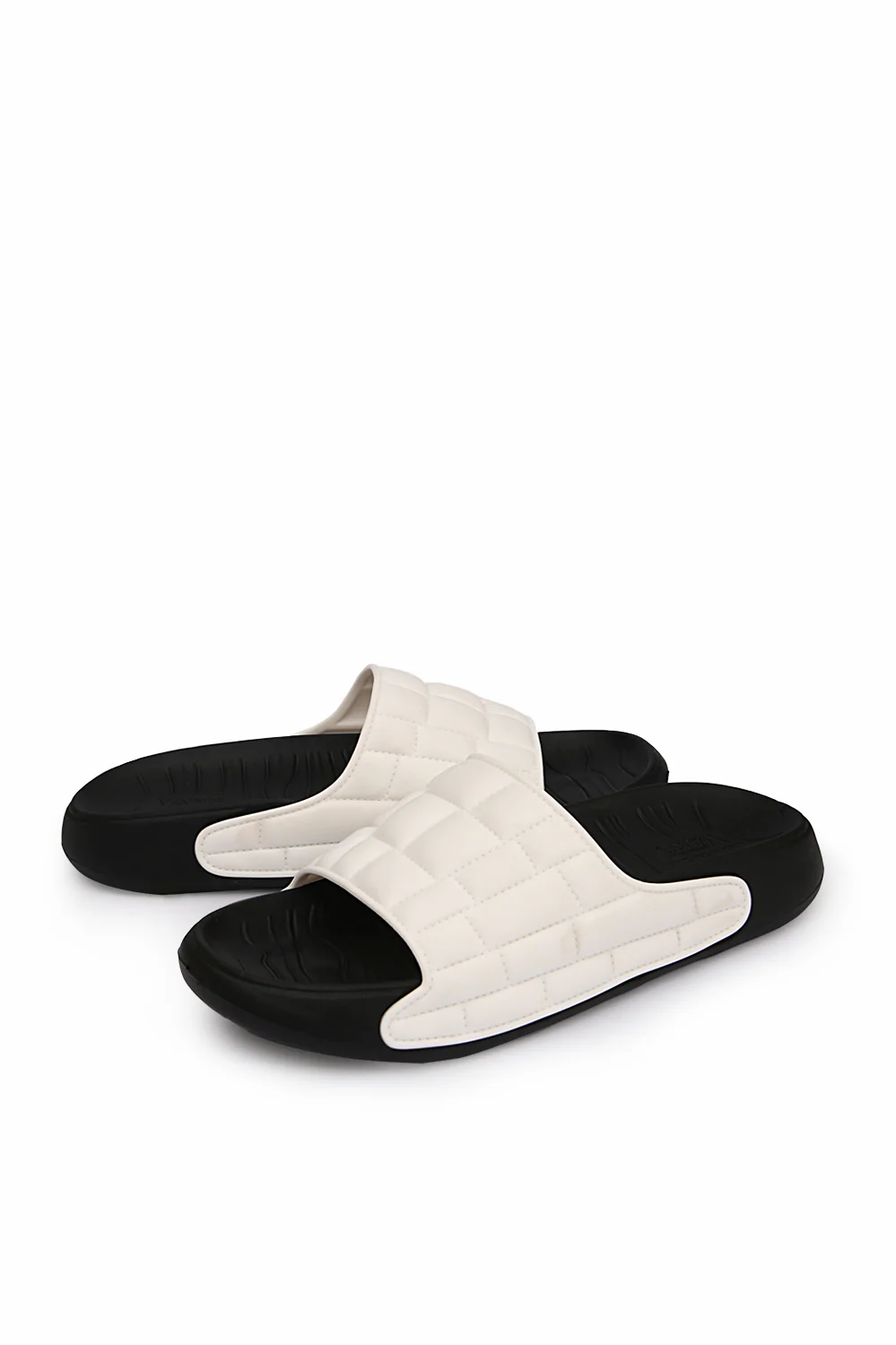 Stylish Textured Slipper for Men|WG-G2 - Image 4